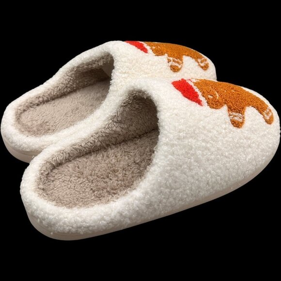 Gingerbread Man Slippers - Picture 3 of 4